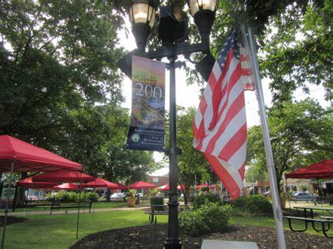 mcdonough city square